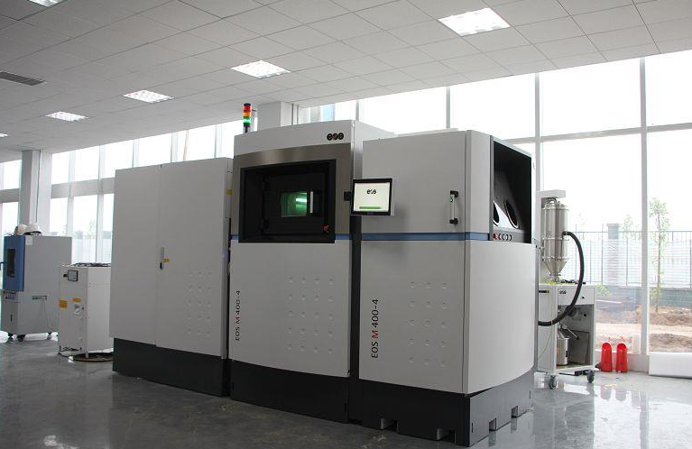 激光選區(qū)熔化設(shè)備加工鈦合金構(gòu)件場景 激光選區(qū)熔化設(shè)備加工鈦合金構(gòu)件場景